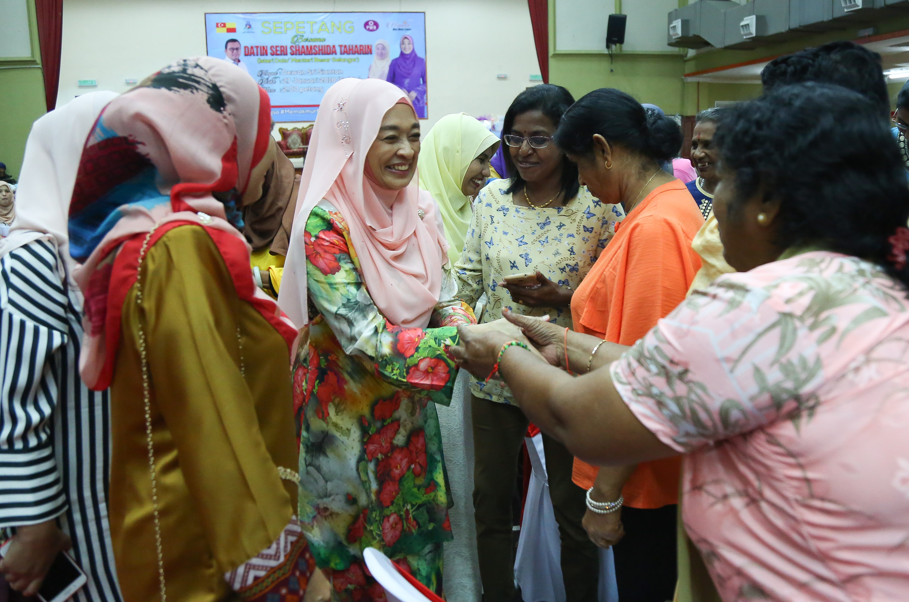Ibu bapa perlu positif dan terbuka dengan anak-anak