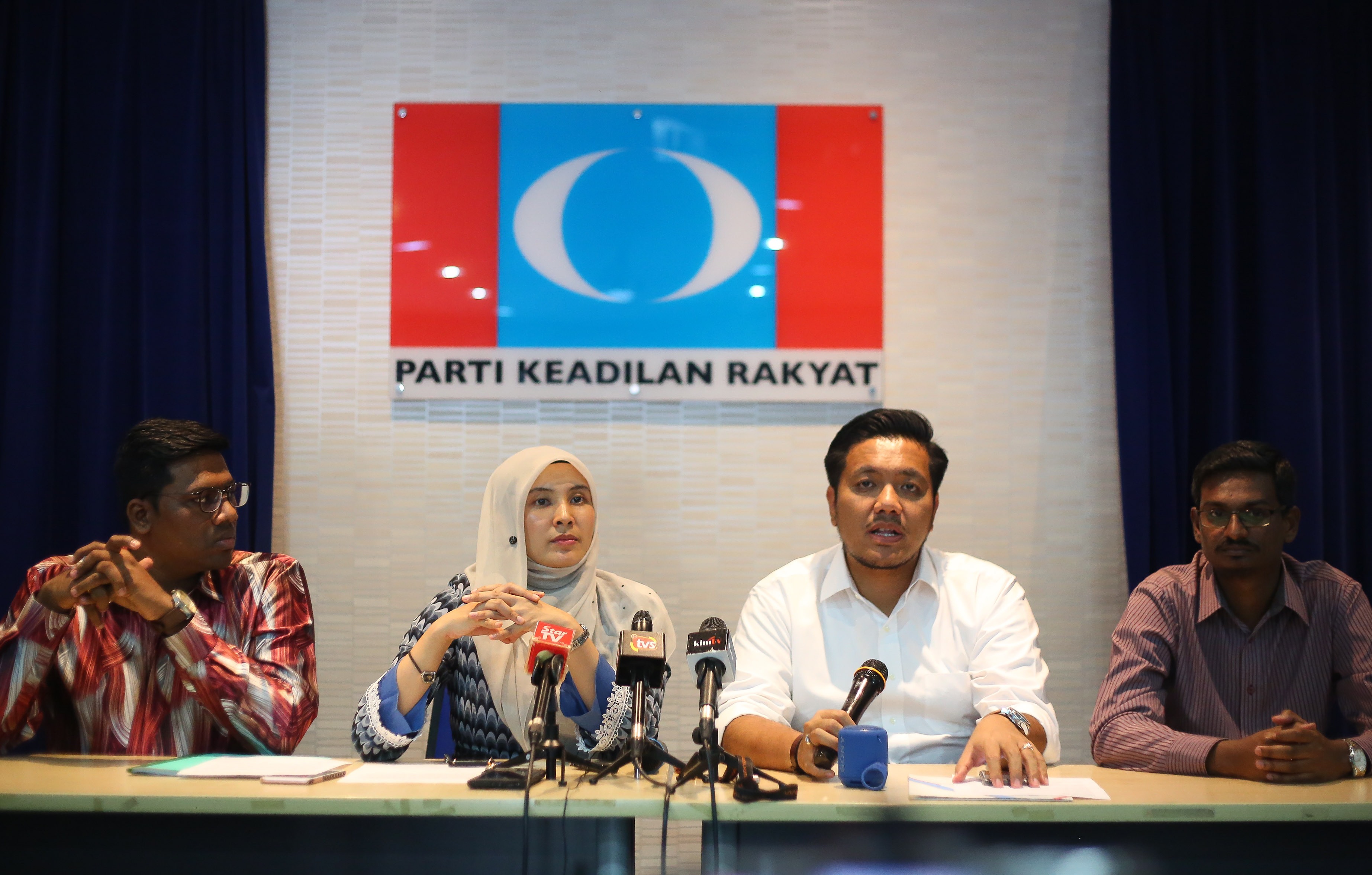 KEADILAN timbang ambil tindakan undang-undang