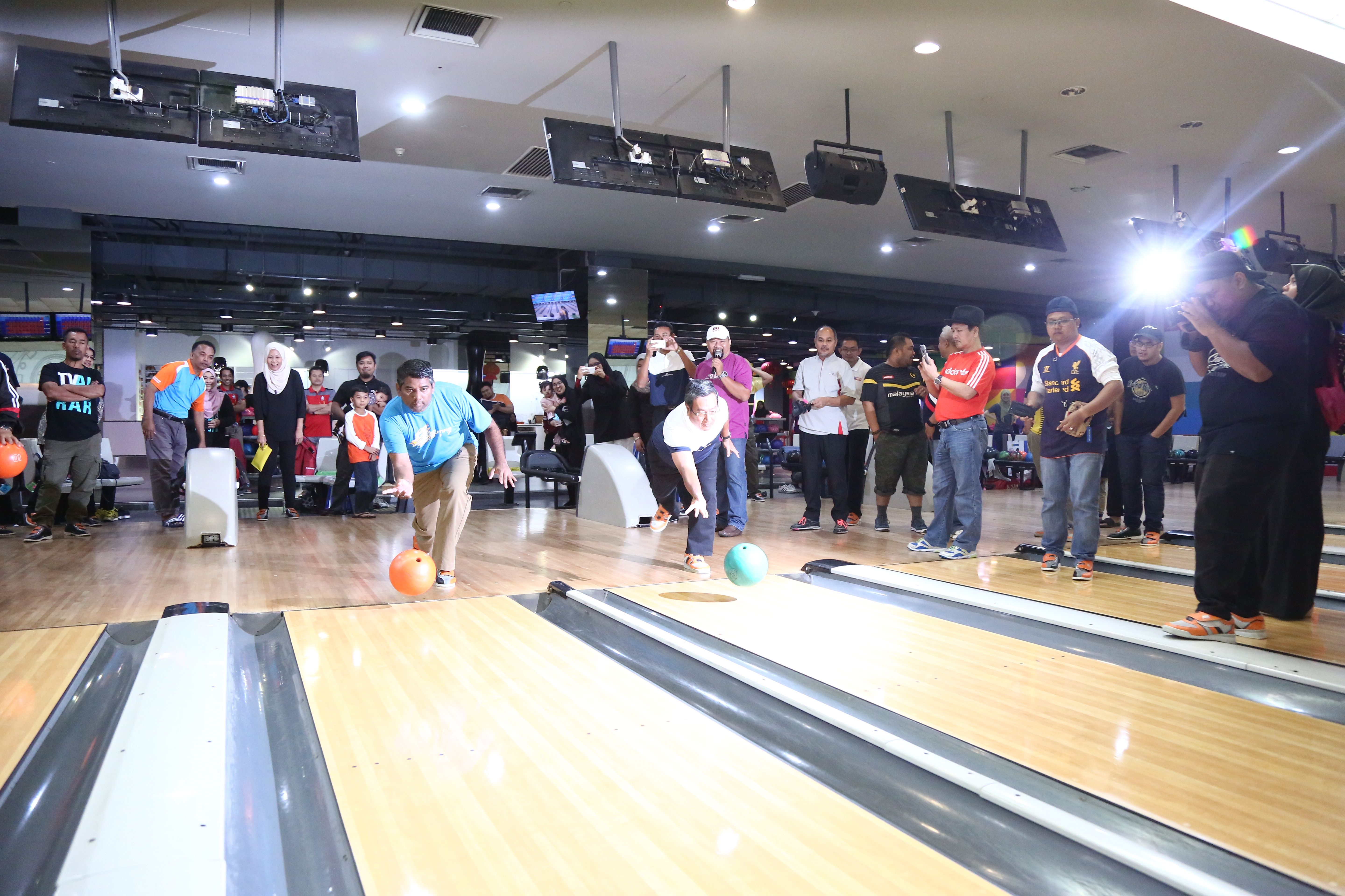 Pertandingan boling antara agensi agama dan media perkukuh jalinan ukhwah