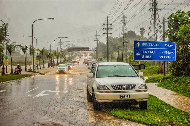 62 mangsa banjir di Sarawak kembali ke rumah panjang
