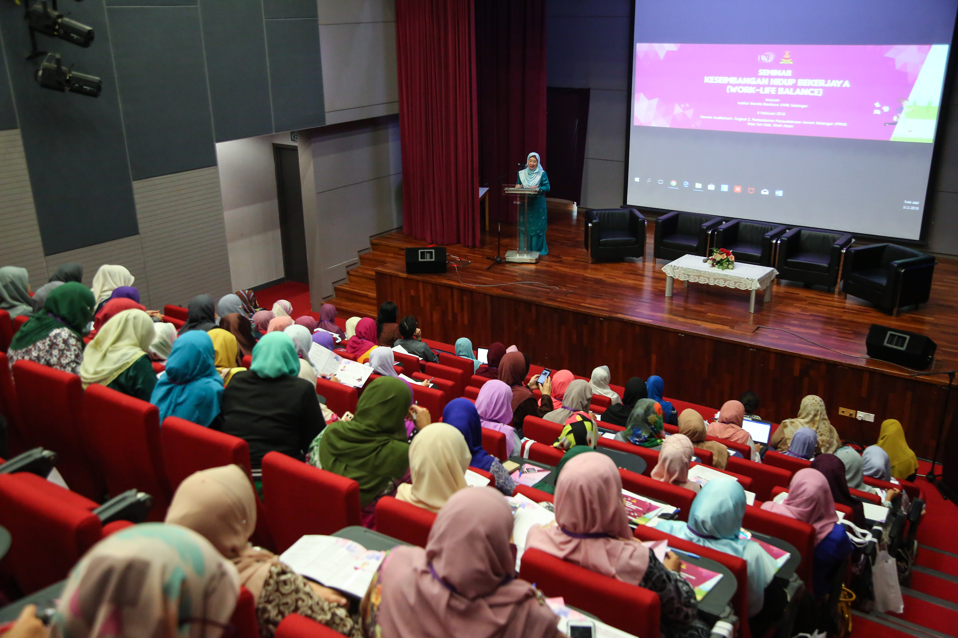 Tepis stigma 'wanita hanya di dapur'