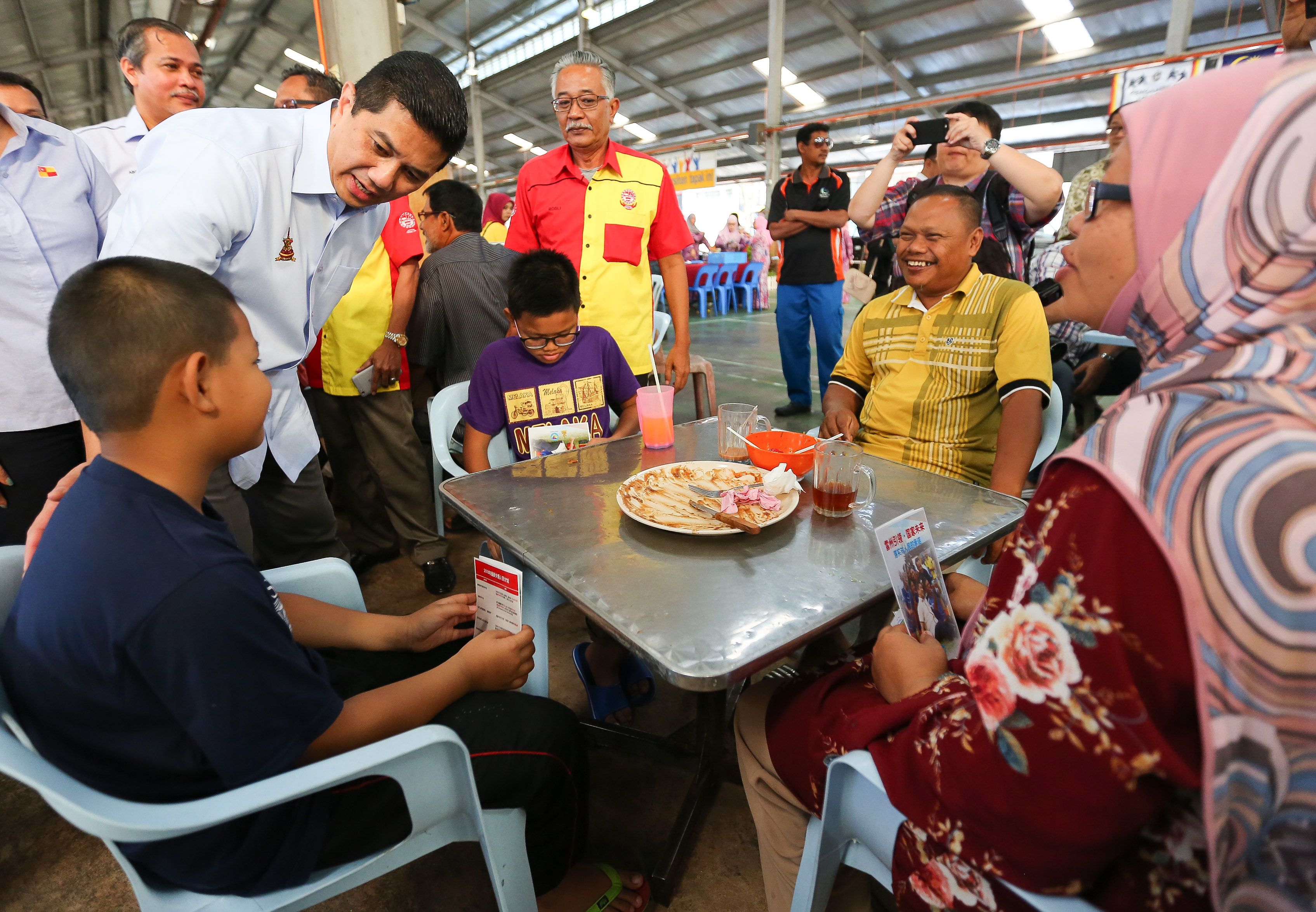 Kepedulian Mohamed Azmin dihargai rakyat