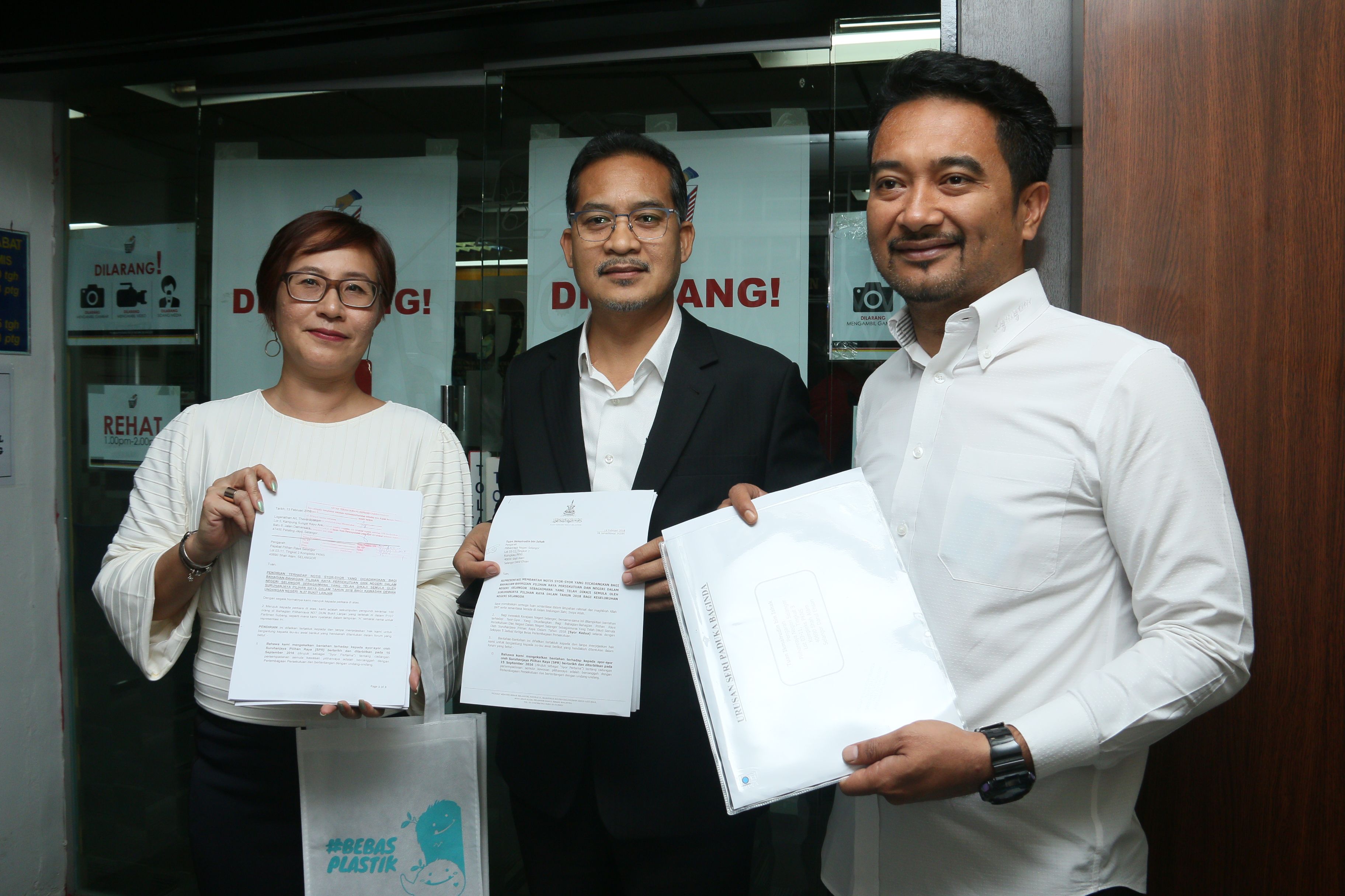 தொகுதி மறுசீரமைப்பு: சிலாங்கூர், மீண்டும் தேர்தல் ஆணையத்திடம் எதிர்த்து மனு!!!