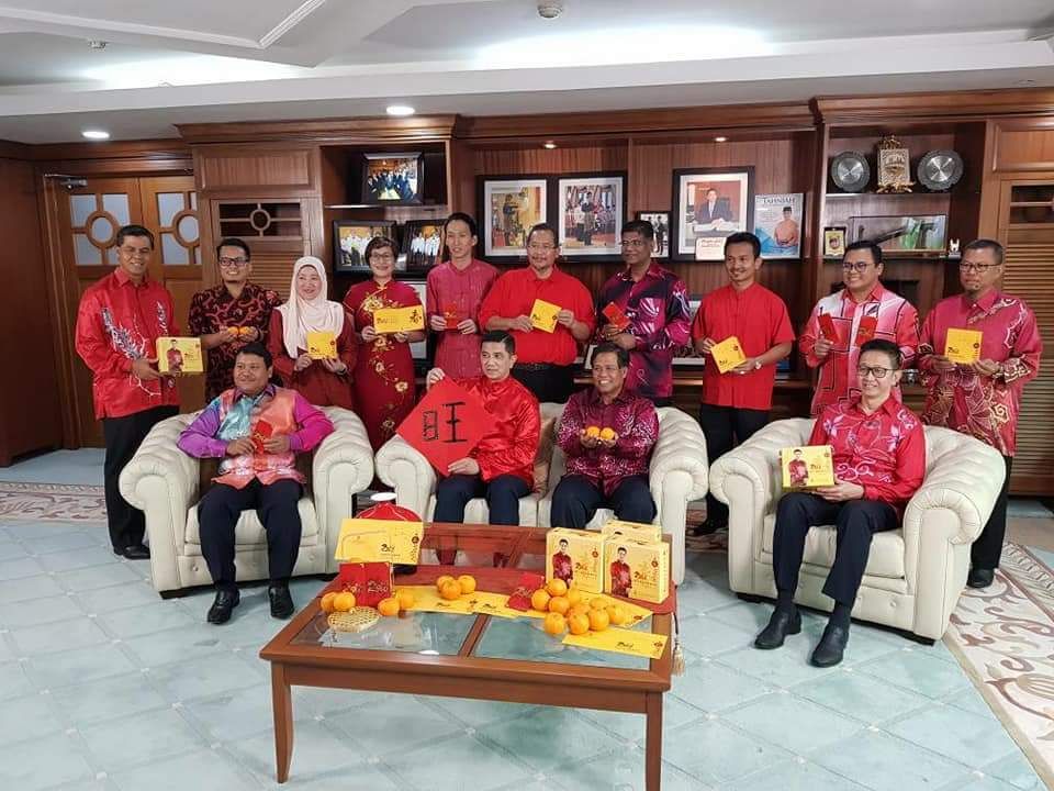 雪州大臣阿兹敏新春献词