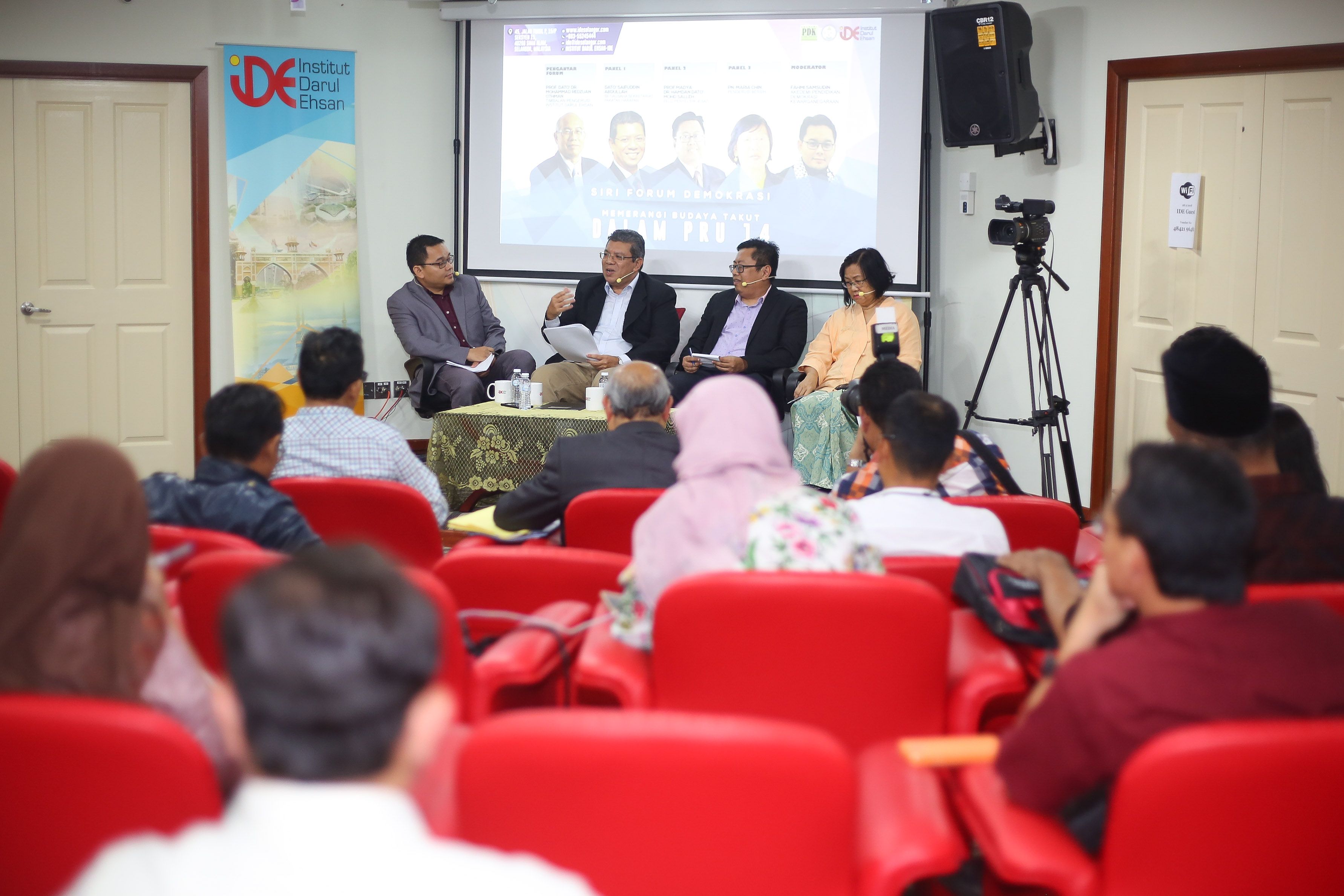 PAKATAN ada strategi hadapi saingan tiga penjuru