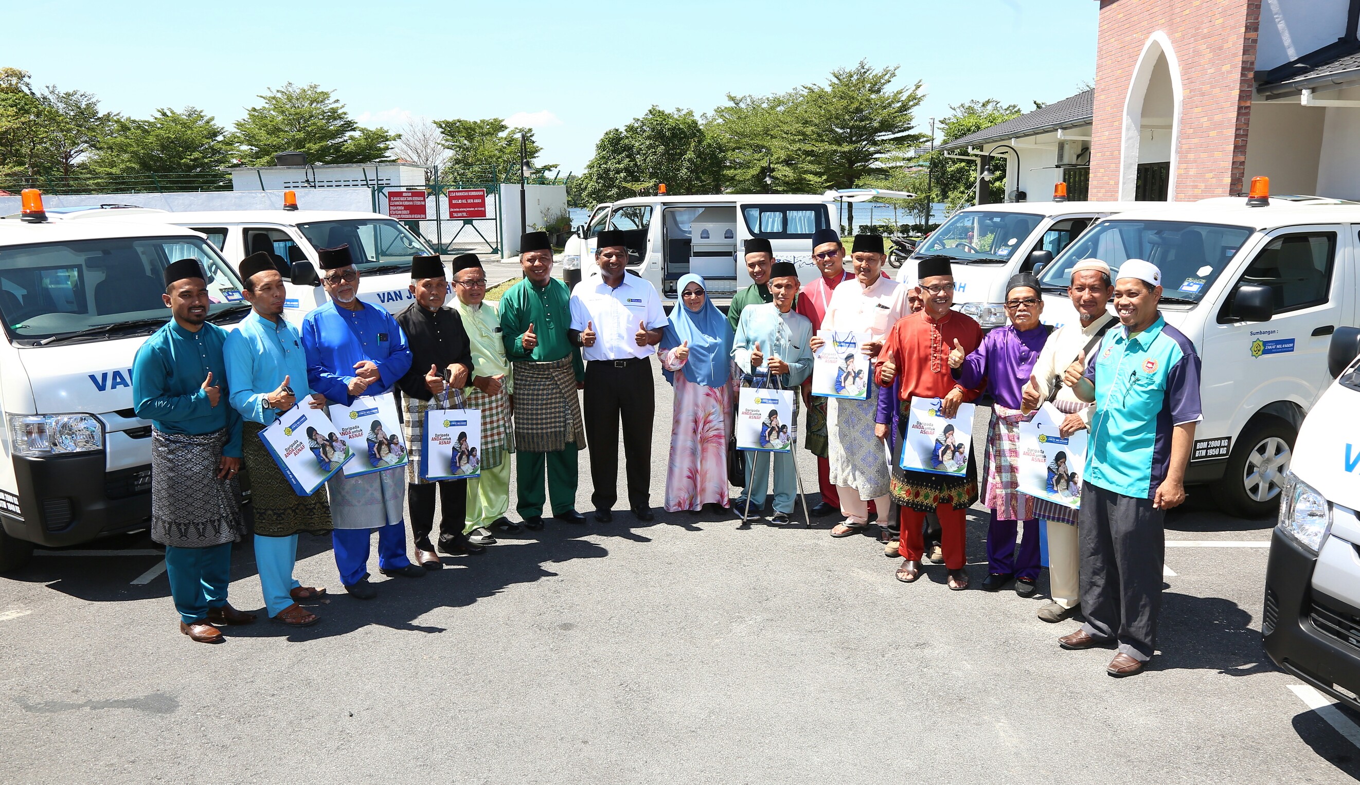 LZS serah 10 van jenazah berjumlah RM1.2 juta