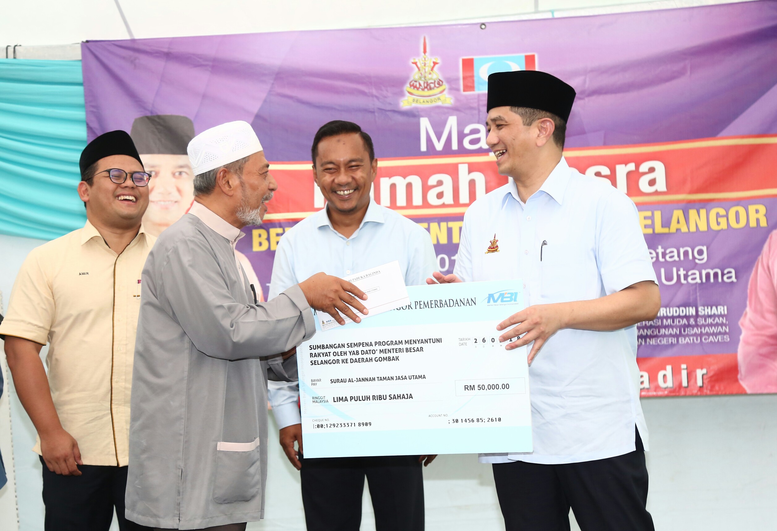 Surau Al Jannah terima sumbangan RM50,000