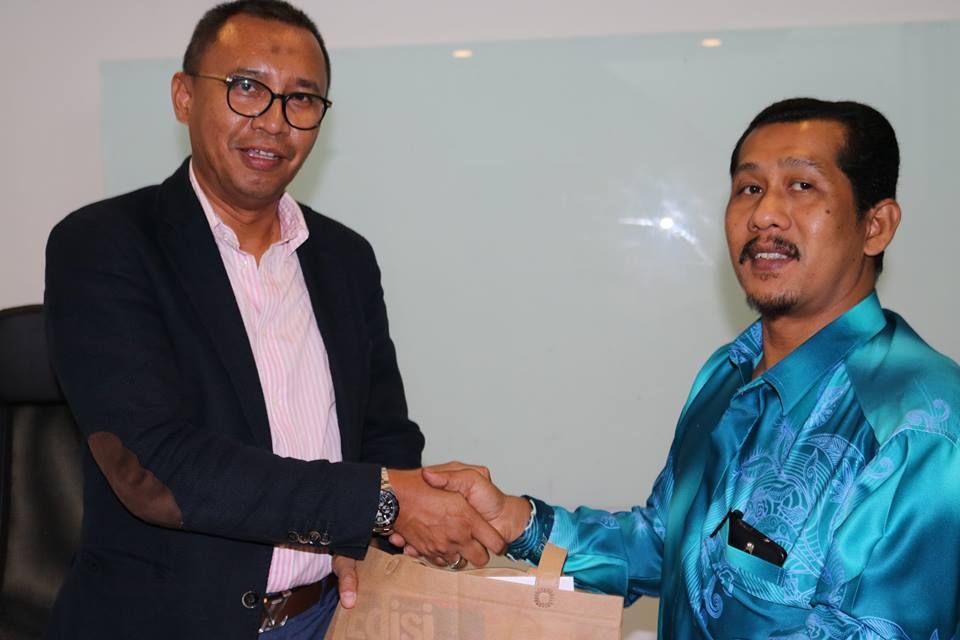 YIDE-SELGATE kolaborasi tubuh pusat dialisis