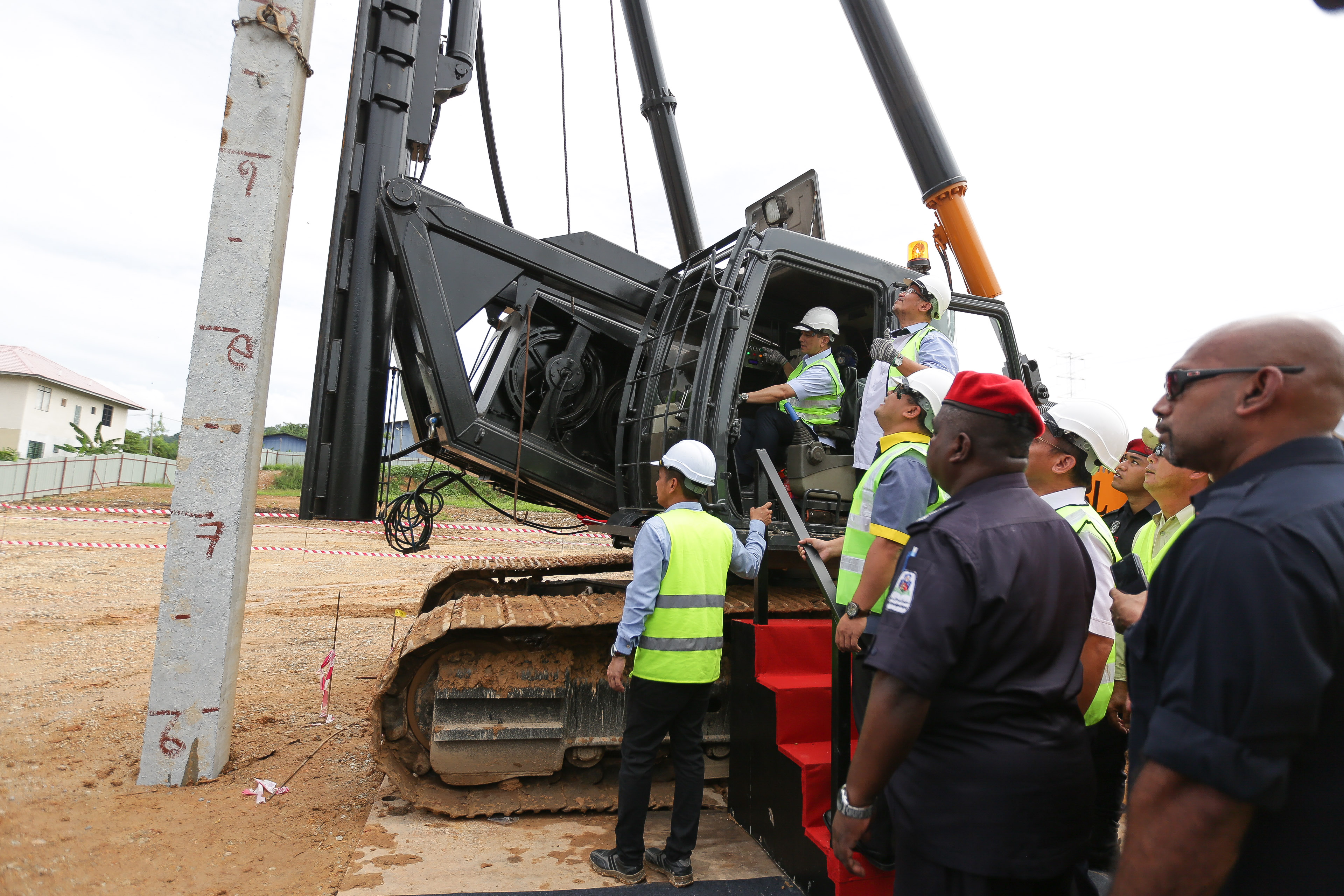 Kerajaan Negeri berjaya selesai 53 projek perumahan terbengkalai