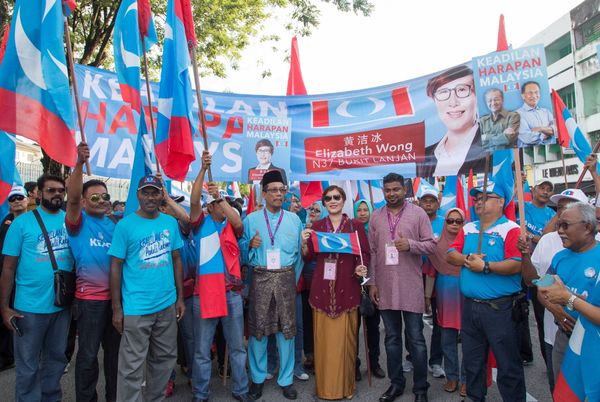 Parlimen Damansara lawan tiga penjuru, DUN Bukit Lanjan dua penjuru