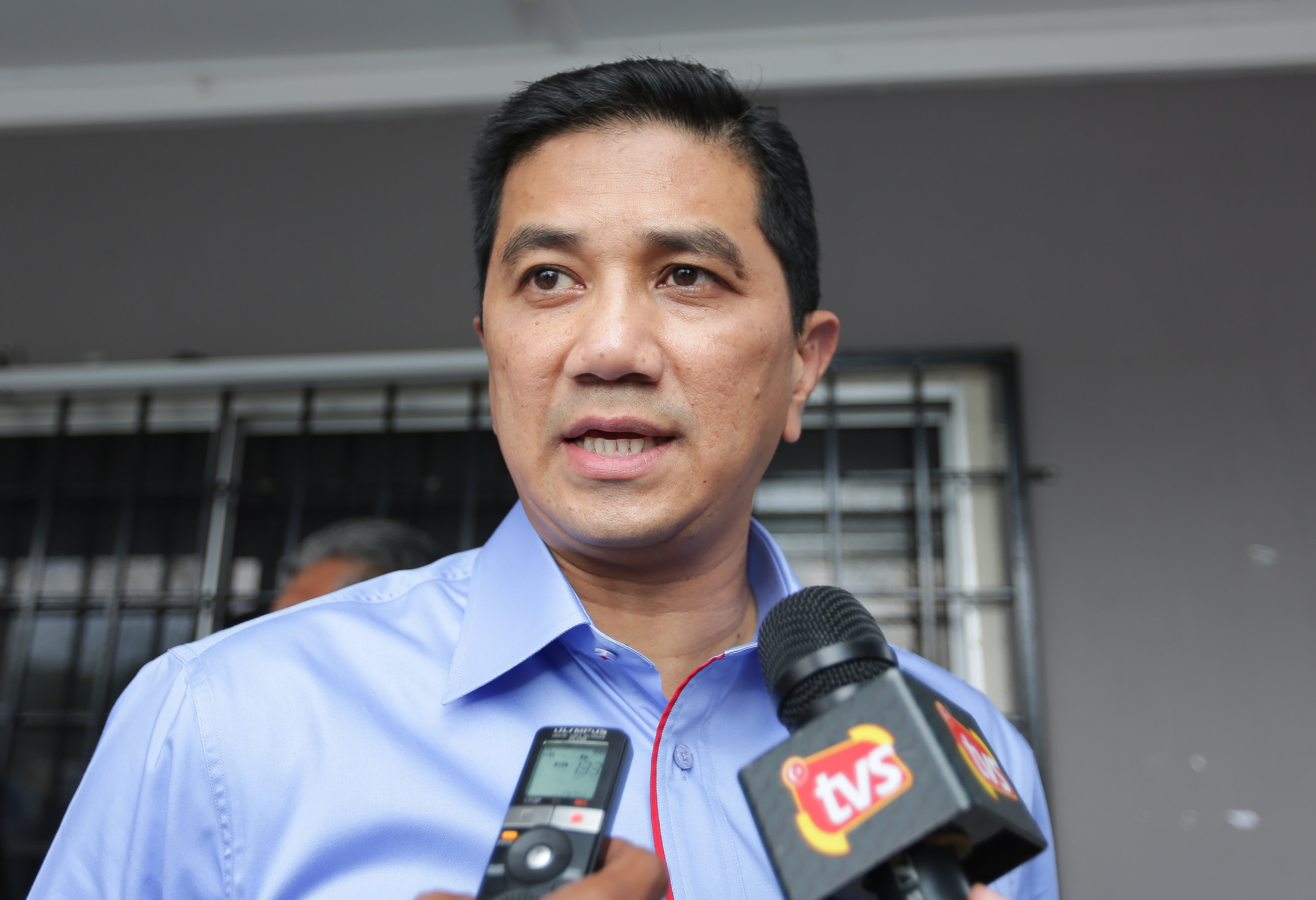 Hutang negara RM1 trilion sejak Najib PM - Azmin