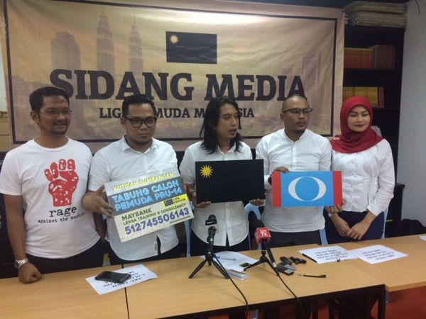 Calon Pemuda PAKATAN tandatangani Deklarasi Bersama Anak Muda