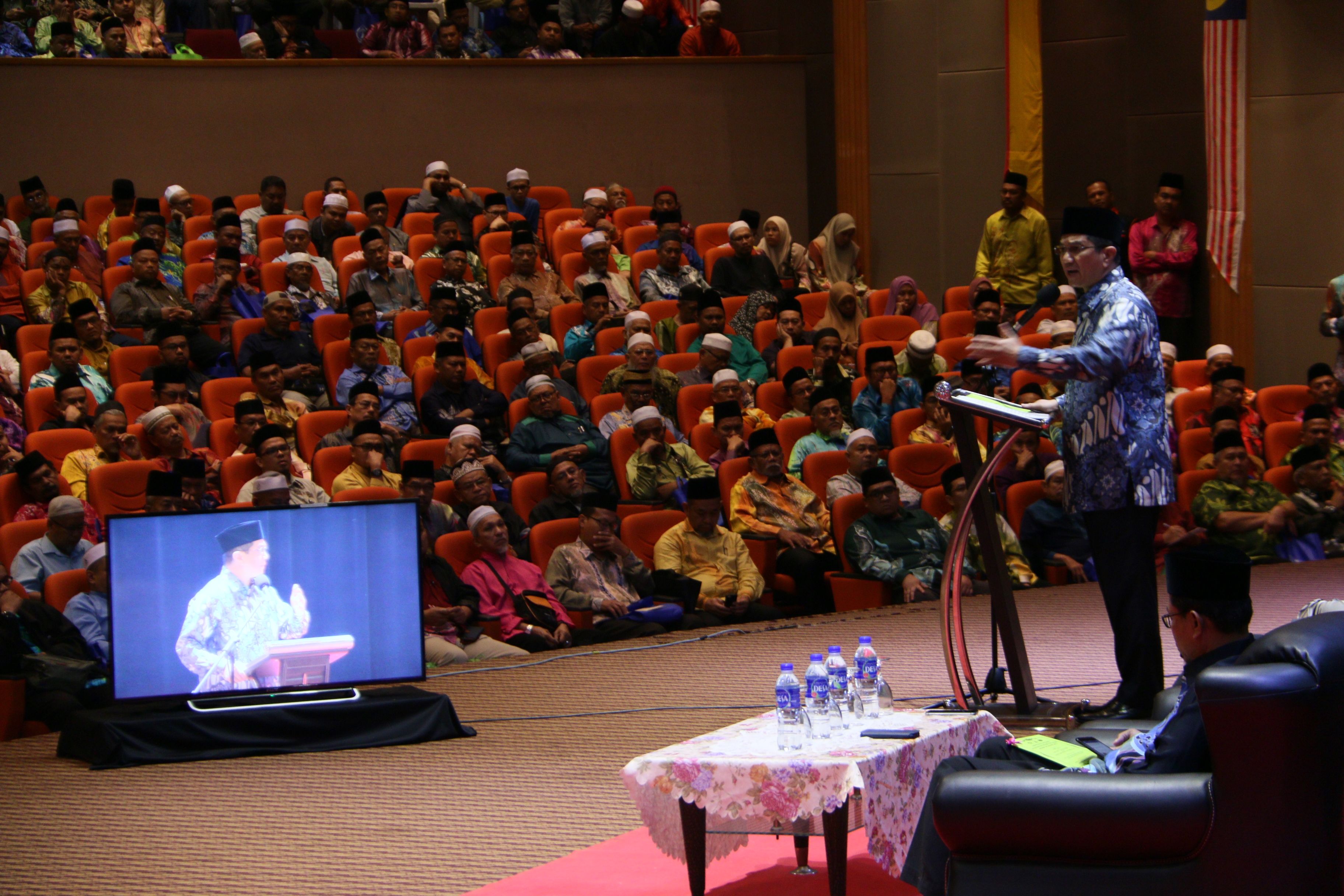 MB: Pertahan integriti, amal kepimpinan Khalifah Umar Abdul Aziz