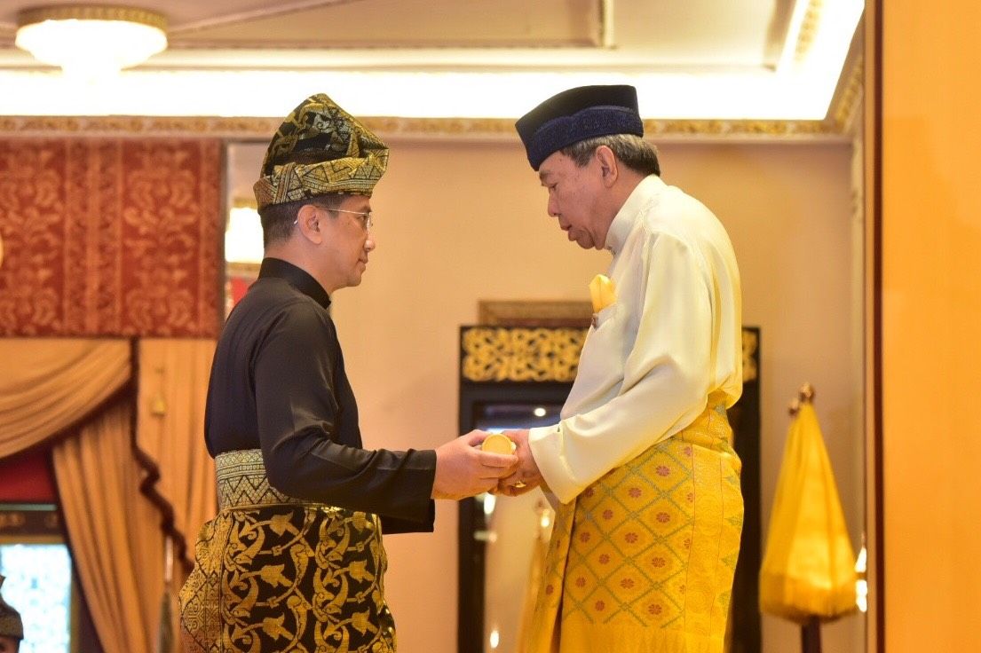 Azmin kembali dilantik Dato' Menteri Besar