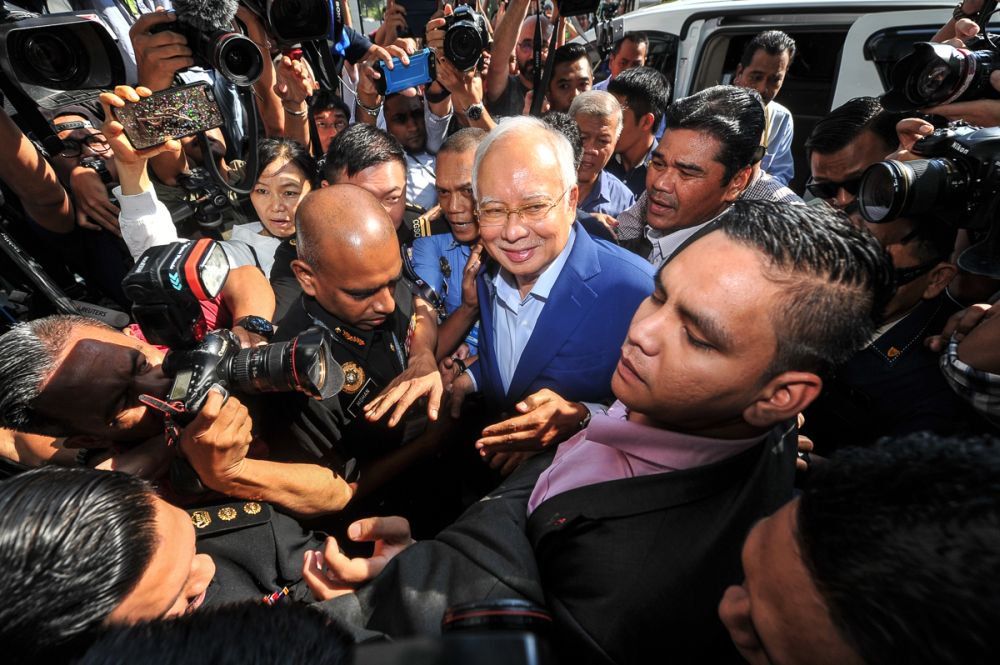 Najib tiba di ibu pejabat SPRM