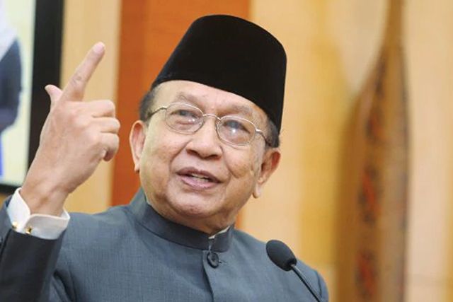 Rais Yatim dilantik speaker Dewan Negara ke-18
