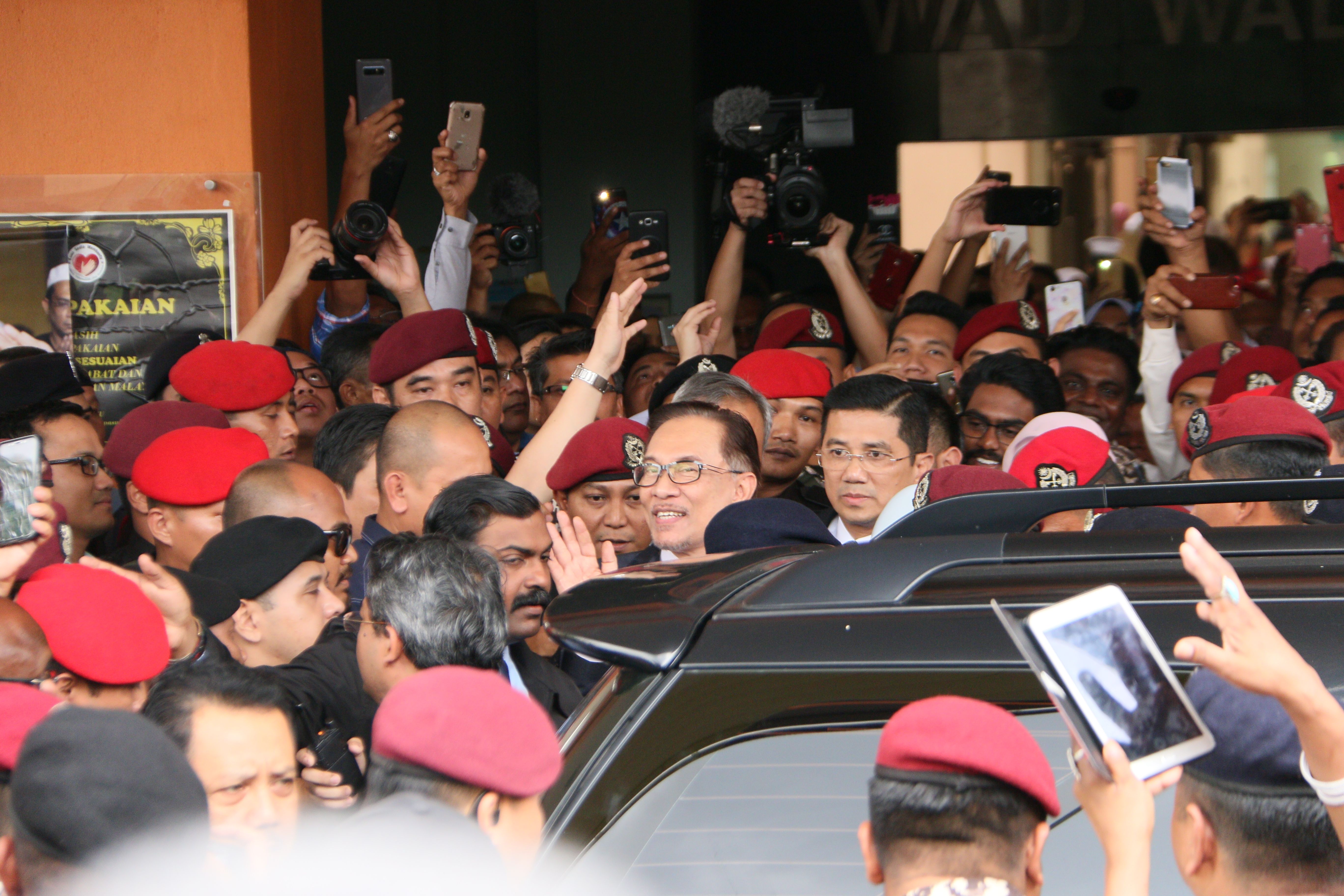 Laungan Reformasi sambut pembebasan Anwar