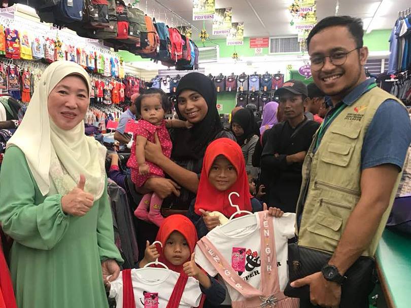 60 Keluarga DUN Sementa dibantu beli pakaian sambut Aidilfitri
