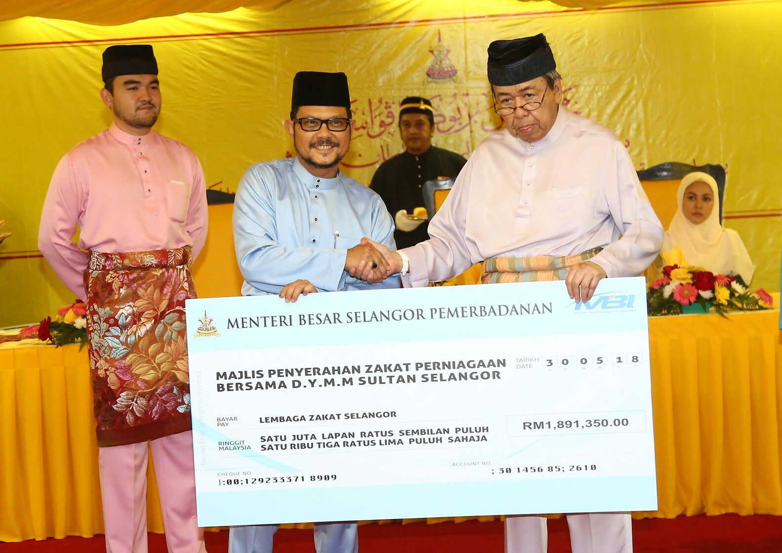 DYMM Sultan Selangor berkenan terima zakat perniagaan RM17.84 juta