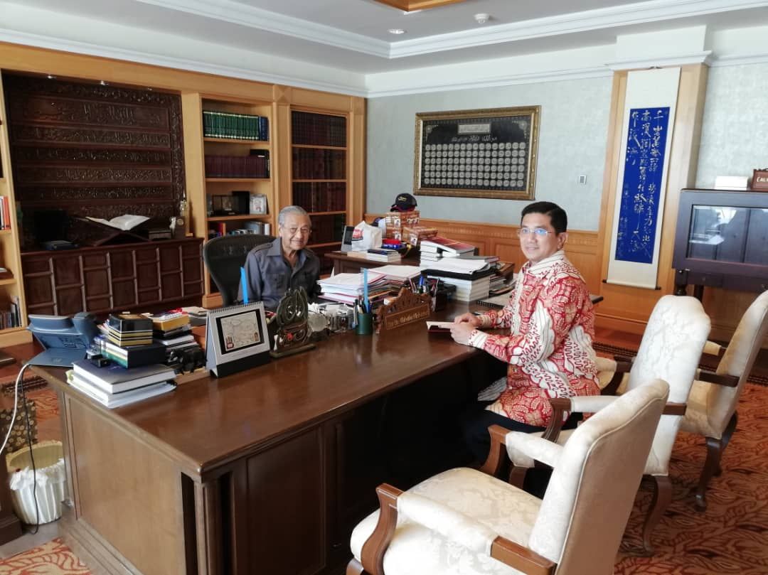 Azmin ucap terima kasih kepercayaan PM