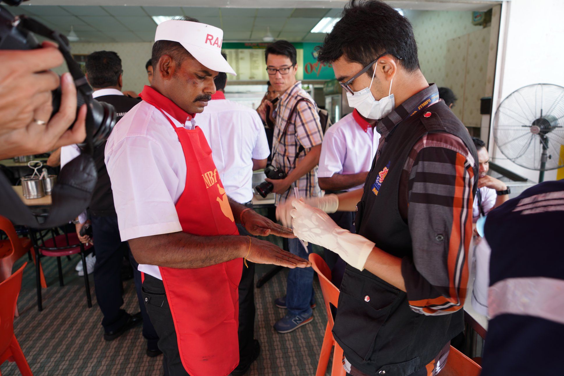 MBPJ arah tiga premis makanan ditutup