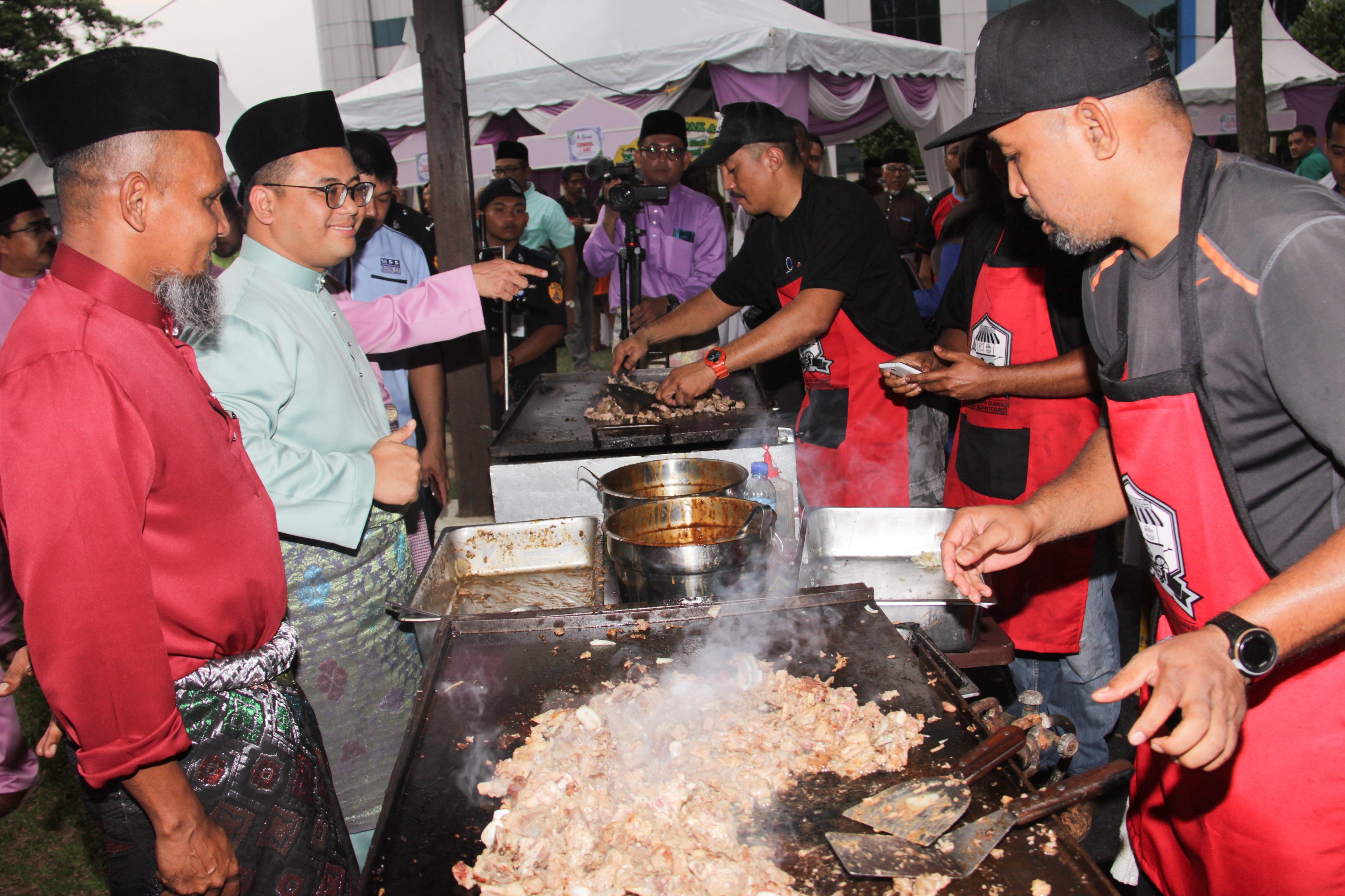 MB: Sederhana anjur rumah terbuka, elak pembaziran