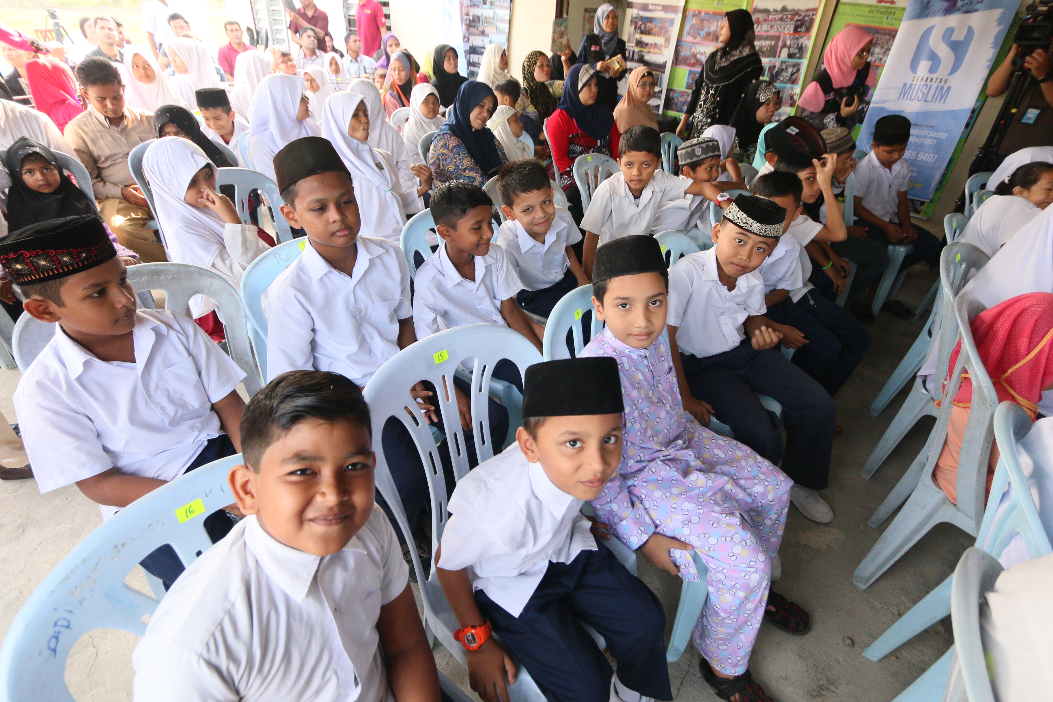 Nasib anak-anak Rohingya terbela