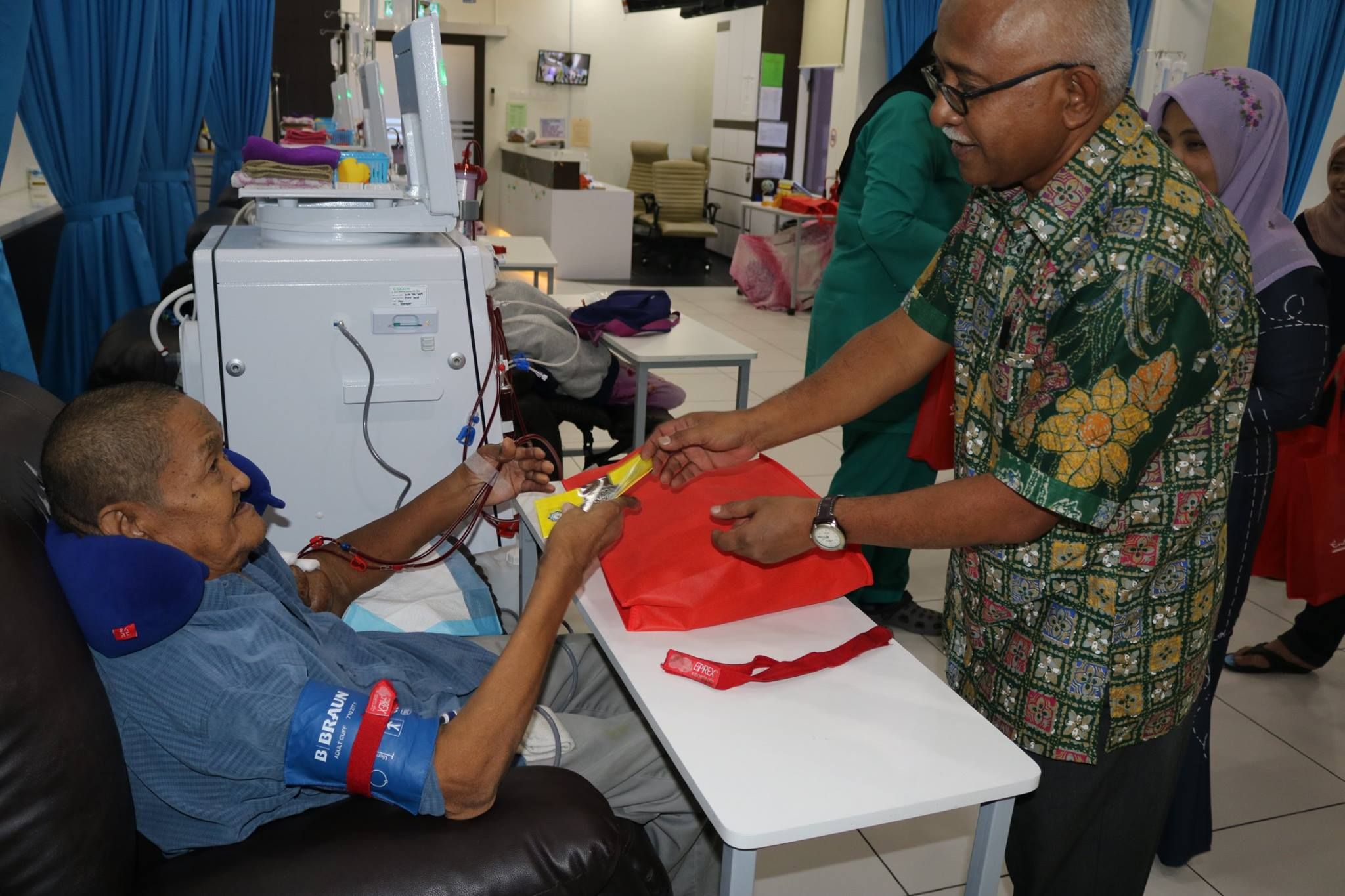 248 pesakit buah pinggang terima duit raya YIDE