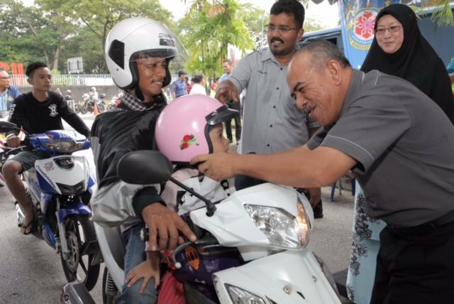 Kempen Selamat Balik Kampung, MBSA edar 745 topi keledar