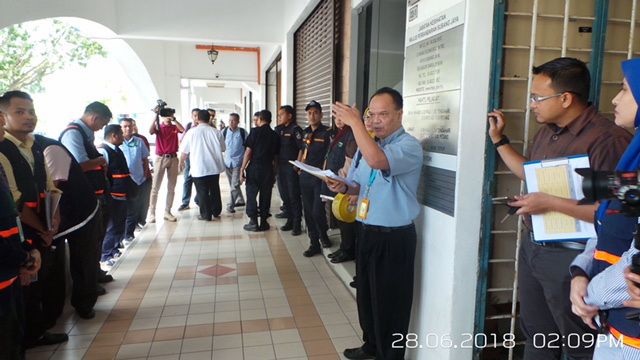 எஸ்.ஒ.பி. விதிமீறல்- ஆறு வணிக மையங்களுக்கு எம்.பி.எஸ்.ஜே. அபராதம்