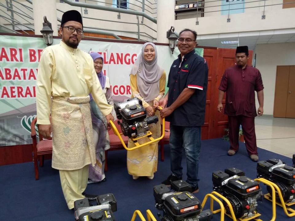 Tingkat hasil pertanian guna teknologi moden