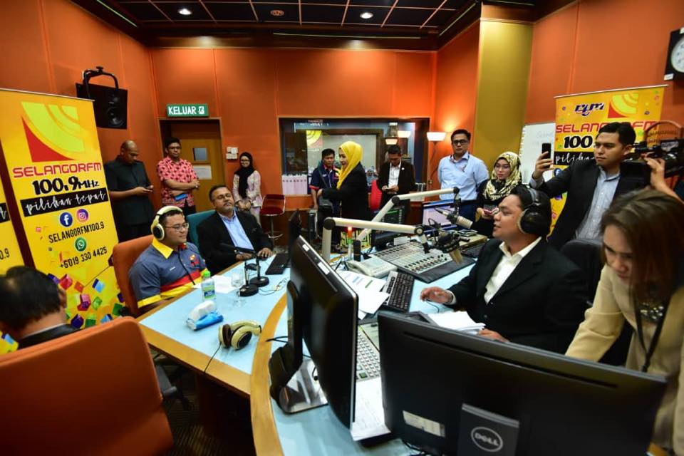 Amirudin terima wawacara khas dengan Selangor FM