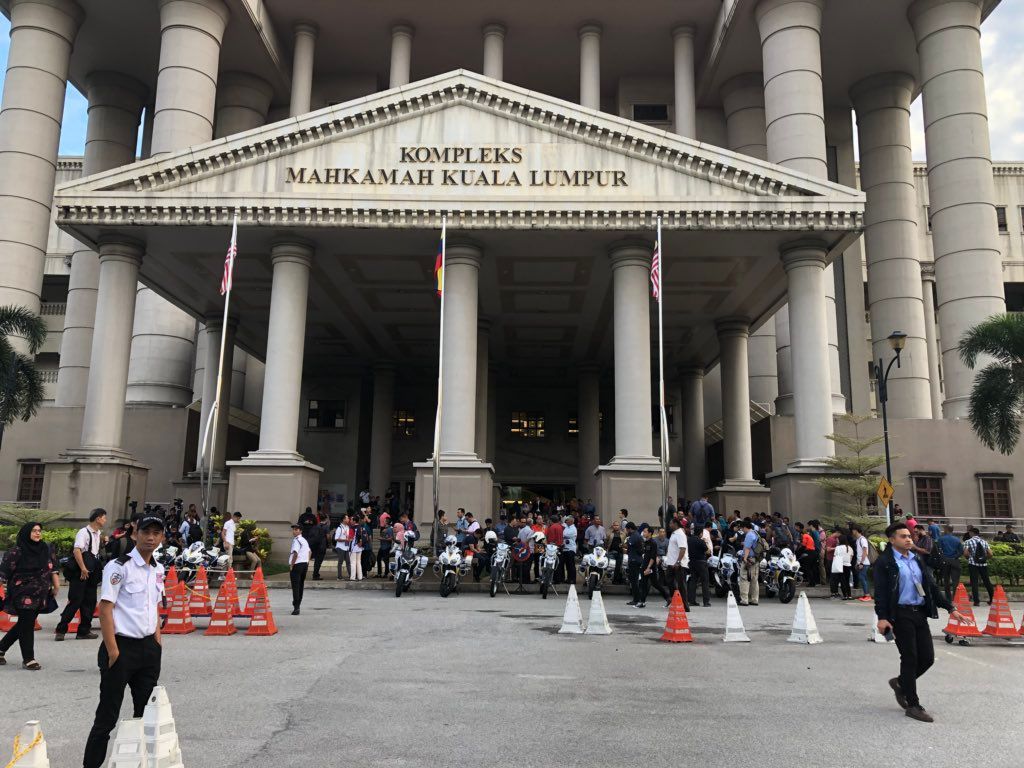 Pertuduhan Najib jadi tumpuan media tempatan dan antarabangsa