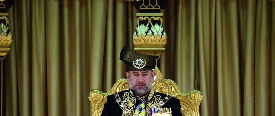 Agong to MPs don't run, applauds abolishing GST