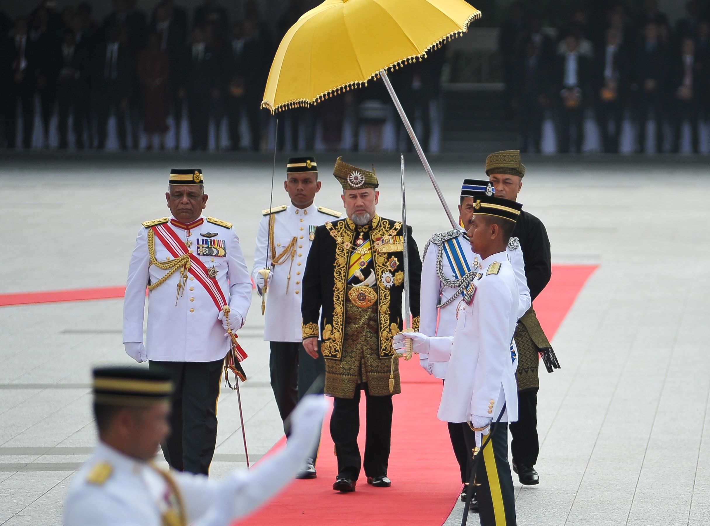 Pembukaan Parlimen berlangsung penuh istiadat