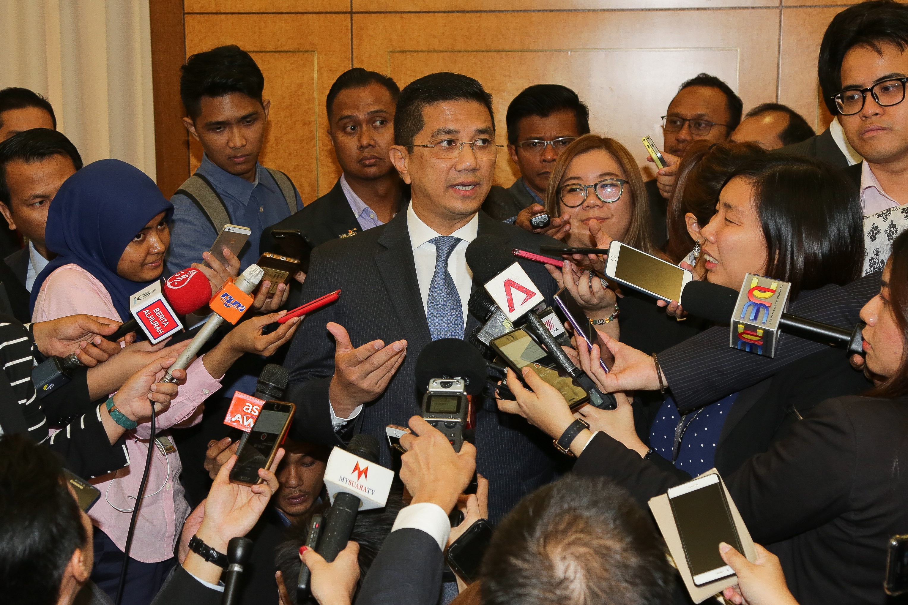 BN sembunyi kos sebenar HSR