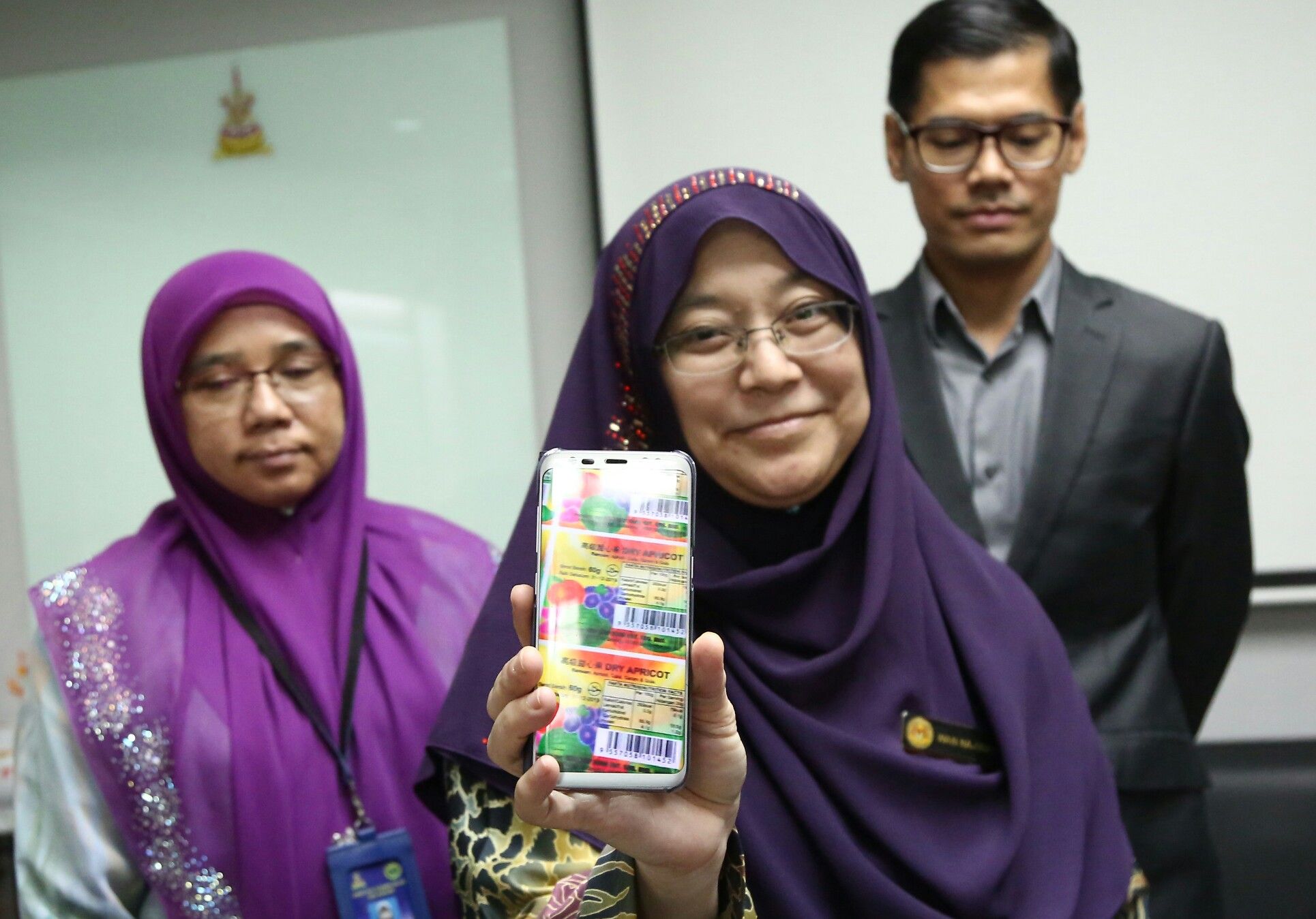 Lebih RM13,000 produk guna logo halal tidak sah disita