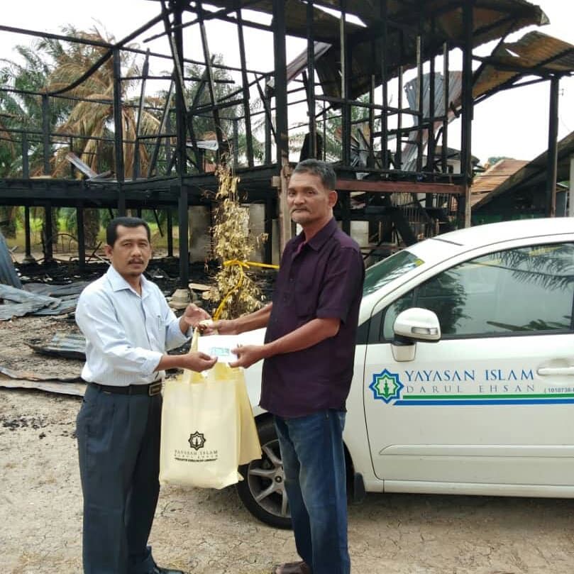 YIDE bantu mangsa kebakaran di Sabak Bernam