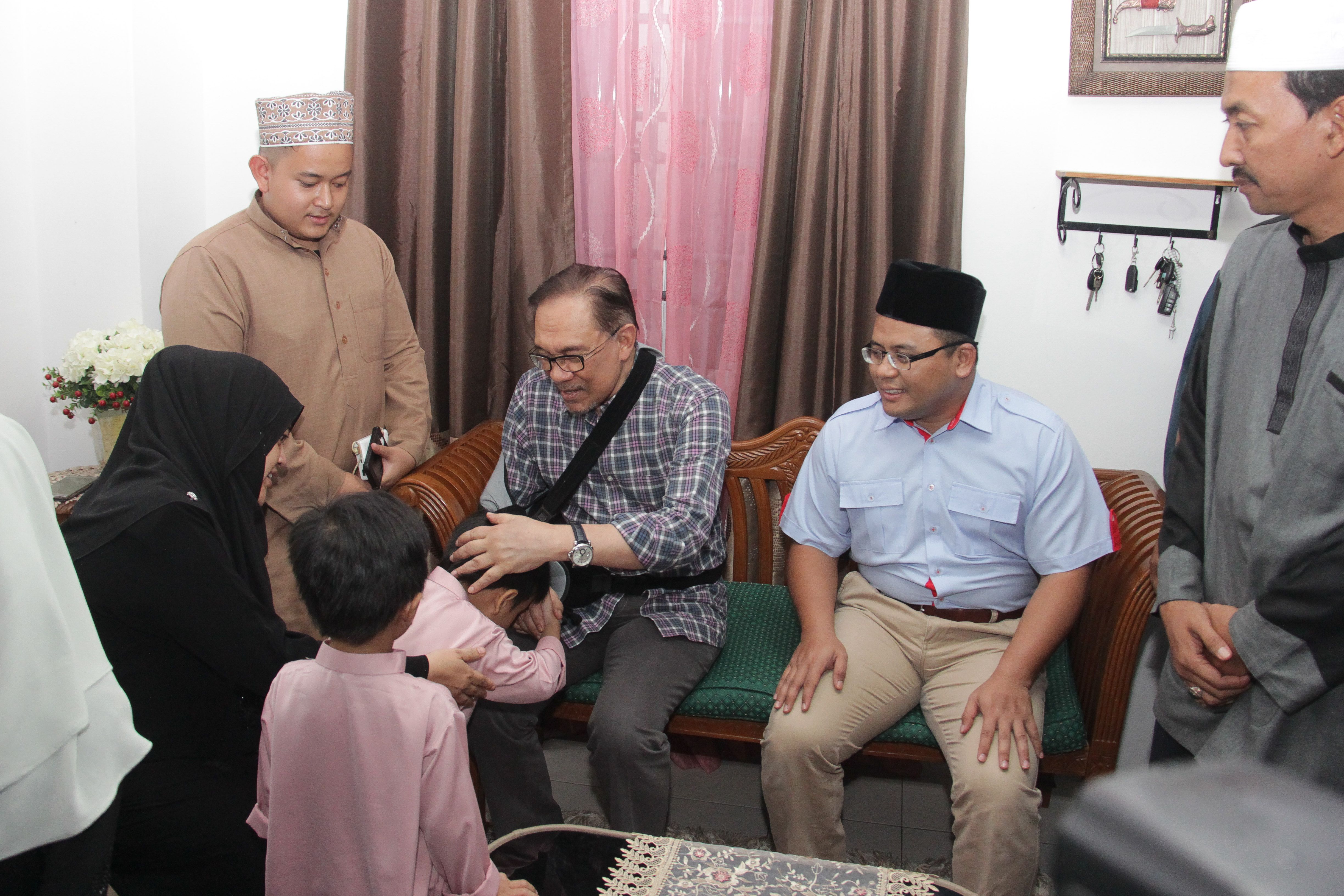 MB, Anwar hadiri majlis tahlil Allahyarham Shuhaimi