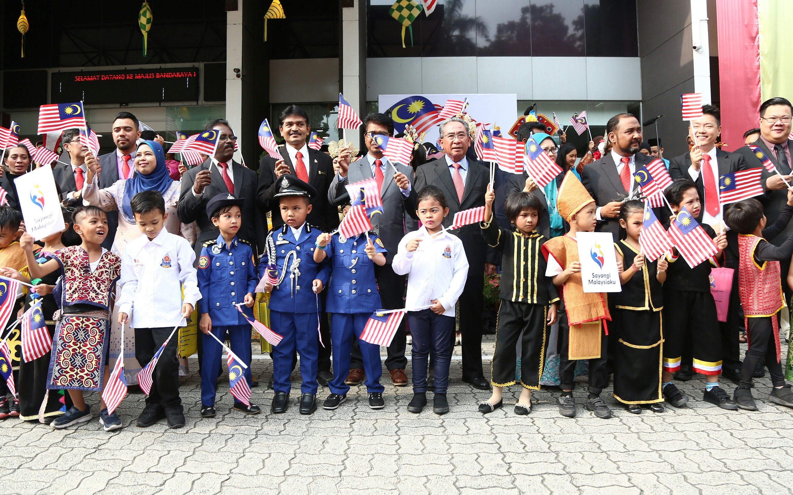 Sambutan Hari Kebangsaan MBPJ meriah