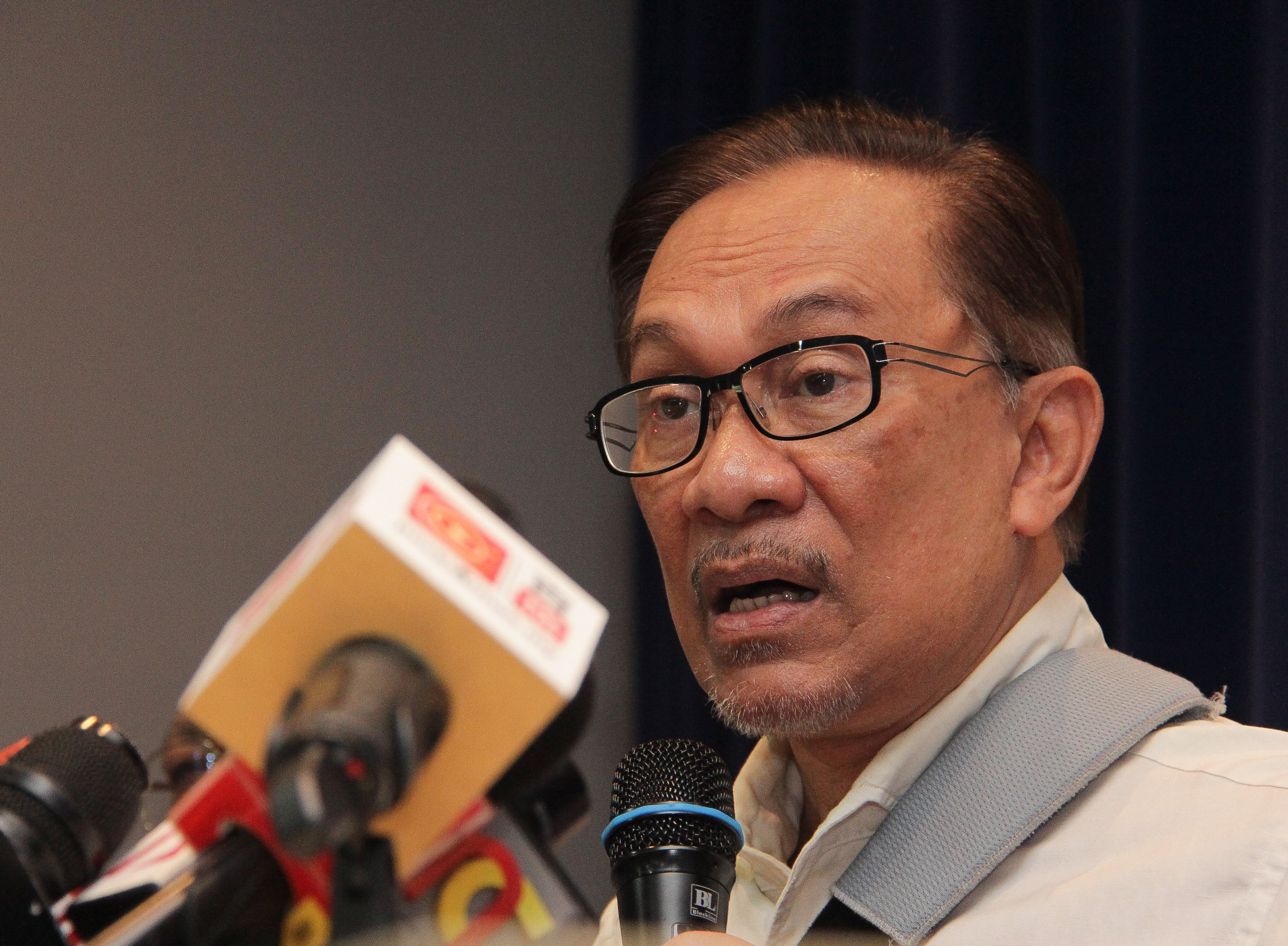 Anwar: "Jangan doakan Ahli Parlimen meninggal"