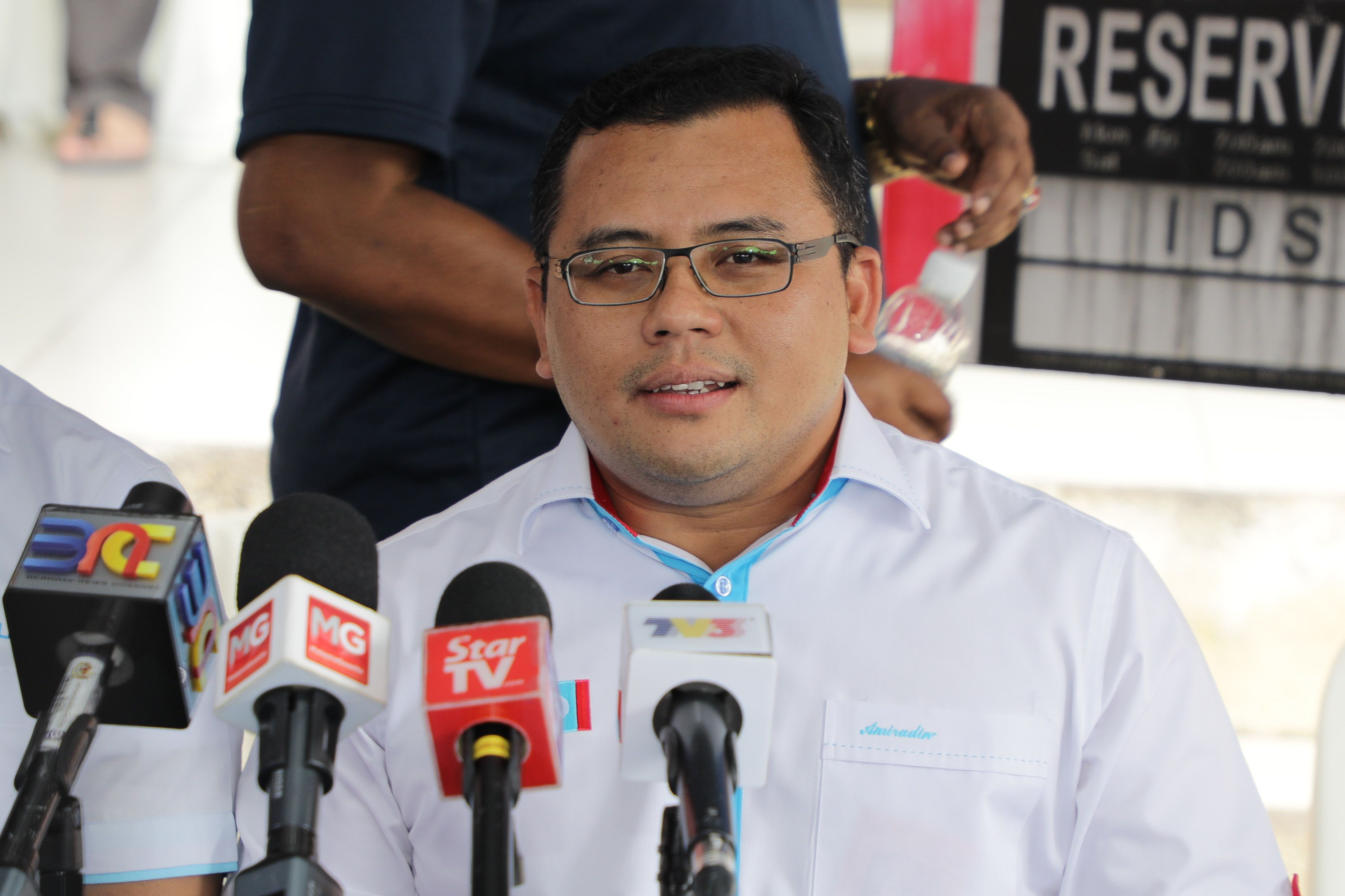 Amirudin serah borang pencalonan Majlis Pimpinan Pusat KEADILAN