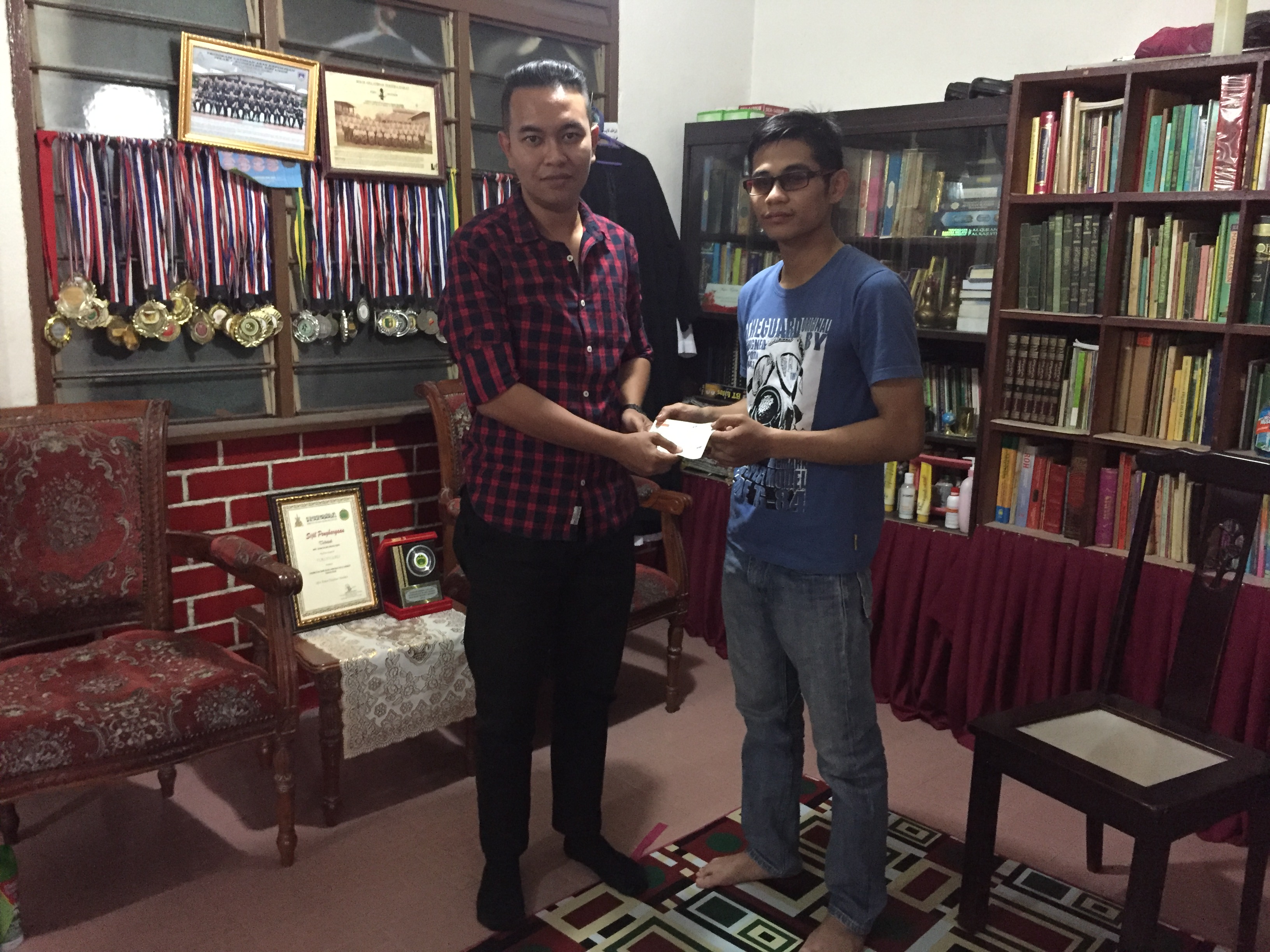 YAWAS serah sumbangan kepada waris TAWAS