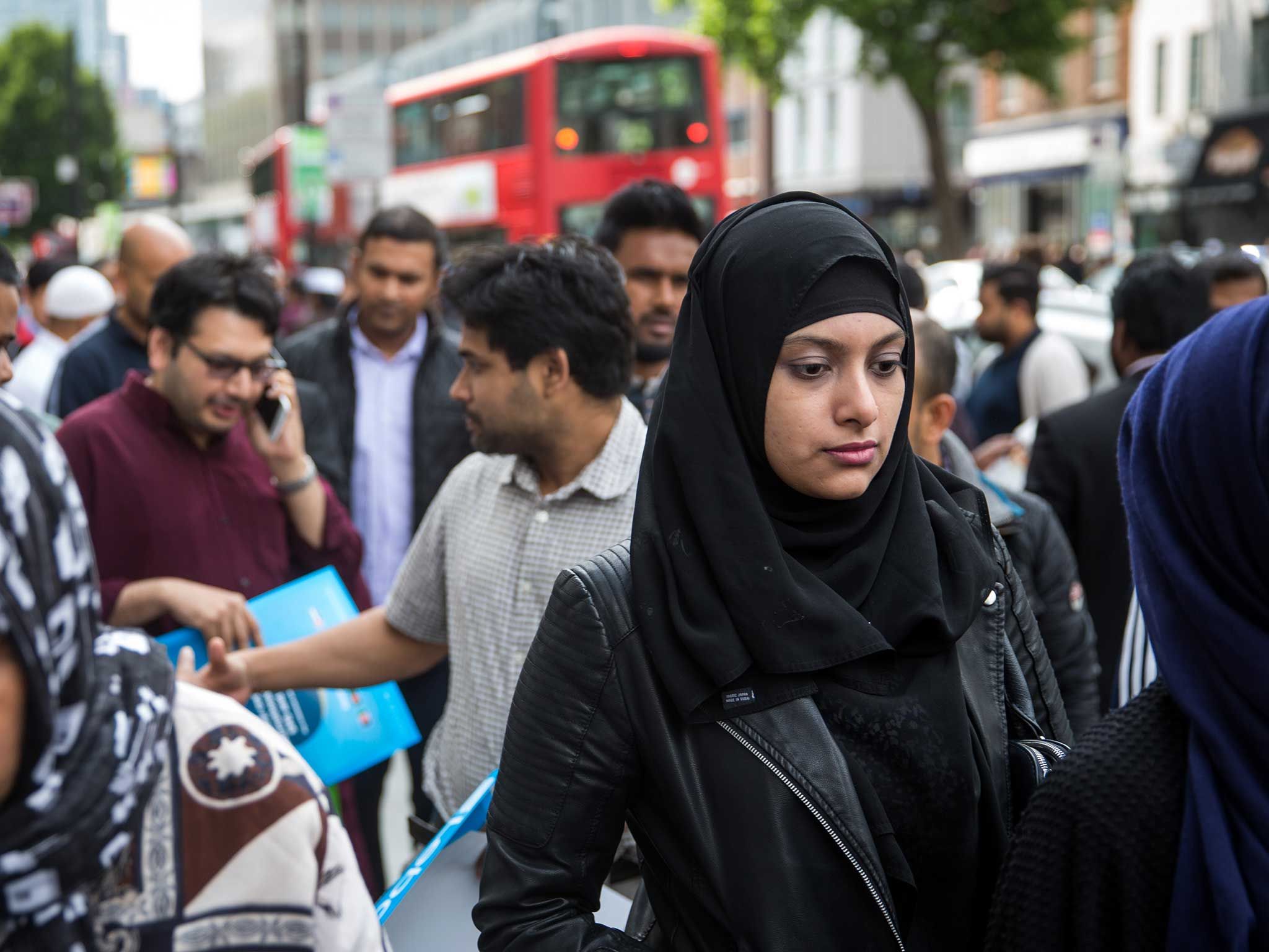 Artikel kontroversi dorong kebencian terhadap wanita Muslim di Britain