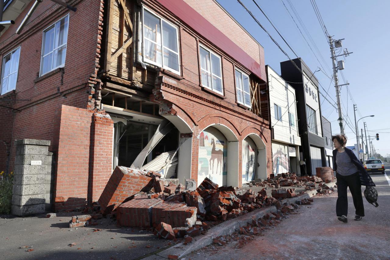 Gempa bumi 6.7 magnitud gegar Hokkaido