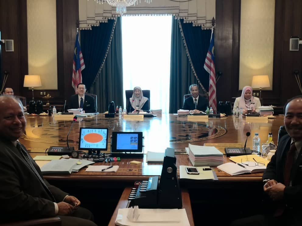 Dr Wan Azizah lakar sejarah, wanita pertama pengerusikan mesyuarat kabinet