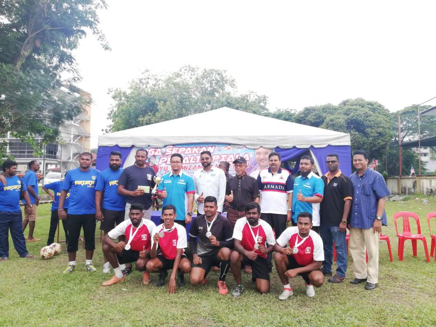 58 pasukan rebut Piala Azmizam Zaman Huri