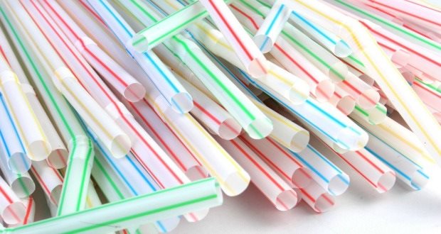 Penyedut minuman plastik, masih ramai peniaga ingkar