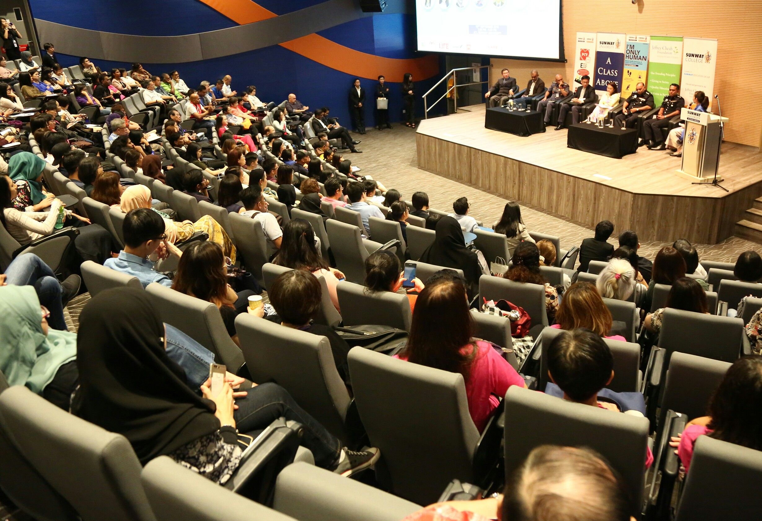 Michelle anjur forum kesihatan mental atasi gejala bunuh diri