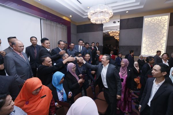 Mesyuarat Khas MP dan Adun selesai isu rakyat